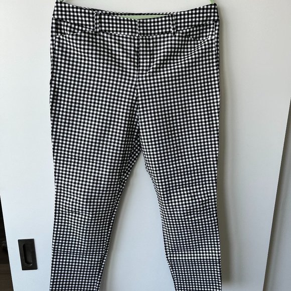 Old Navy Pixie Ankle Pants - Picture 1 of 2